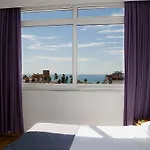 Sealine מלון 3*