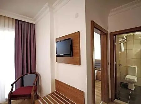 Готель Sealine