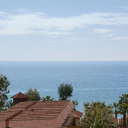 Sealine Готель Аланія